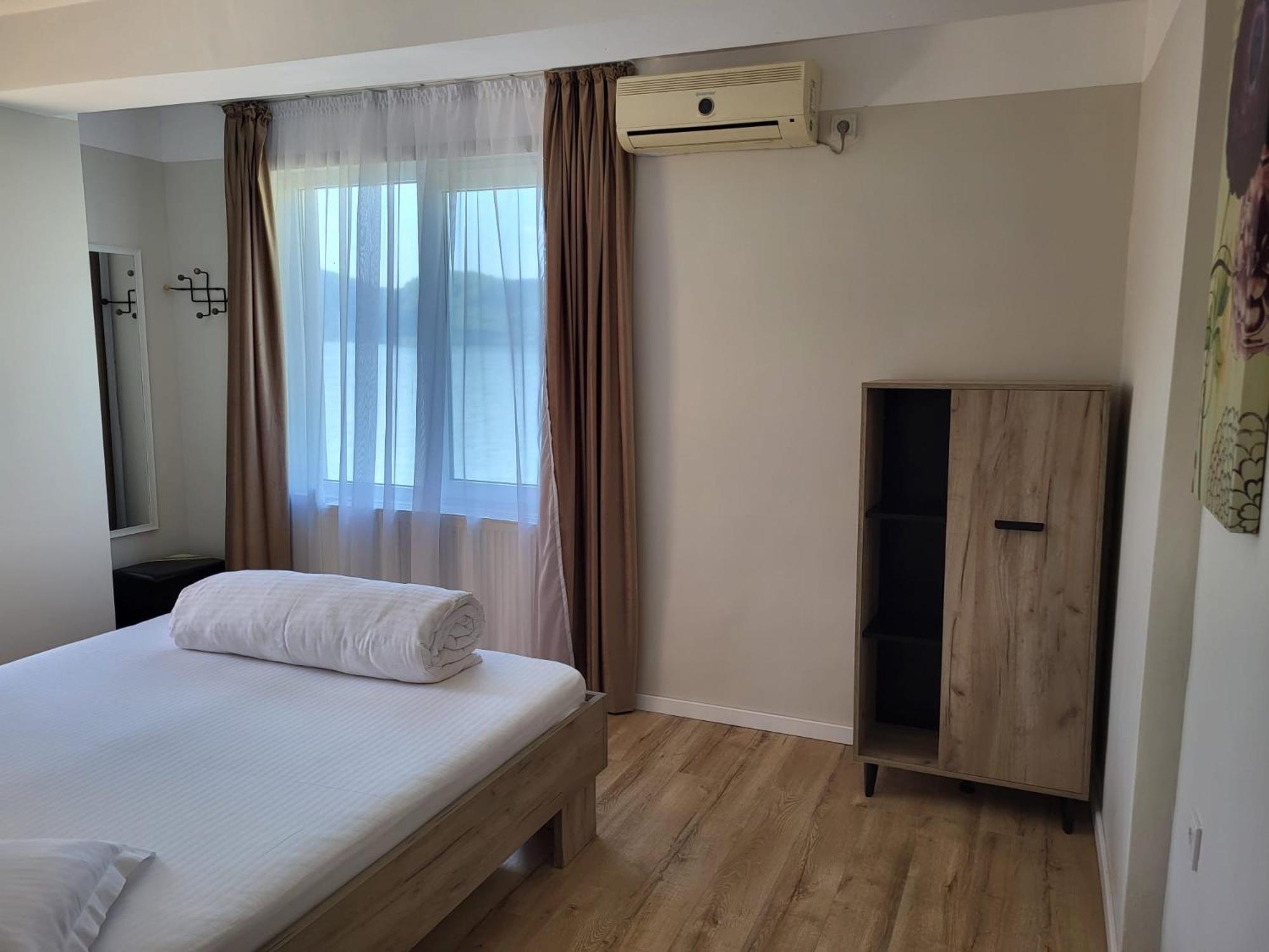 Casa Ana Serena Ieşelniţa Exterior foto