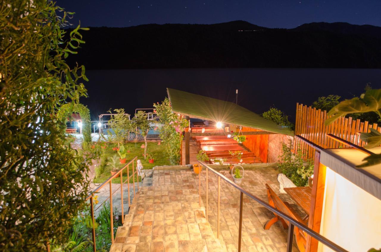 Casa Ana Serena Ieşelniţa Exterior foto